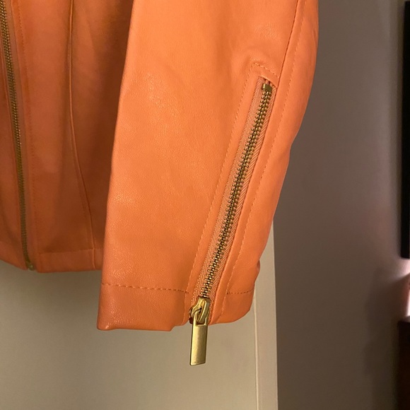 Leather Jacket - Picture 3 of 6